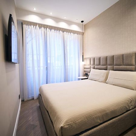 밀라노 Monet Golden House Next To Duomo 아파트 외부 사진